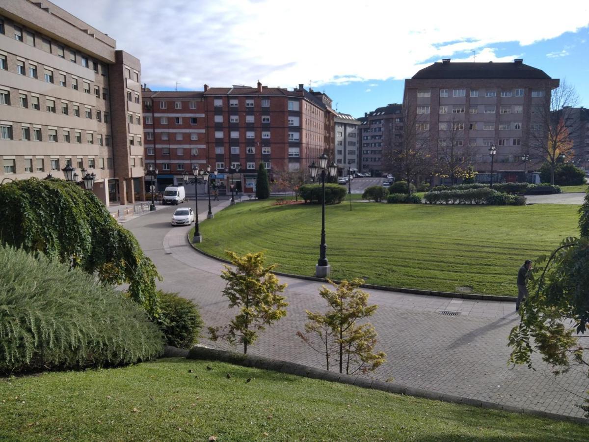 Appartamento Jardines De Vinjoy Oviedo Esterno foto