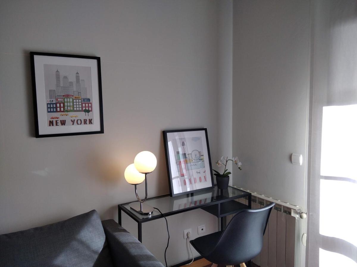 Appartamento Jardines De Vinjoy Oviedo Esterno foto